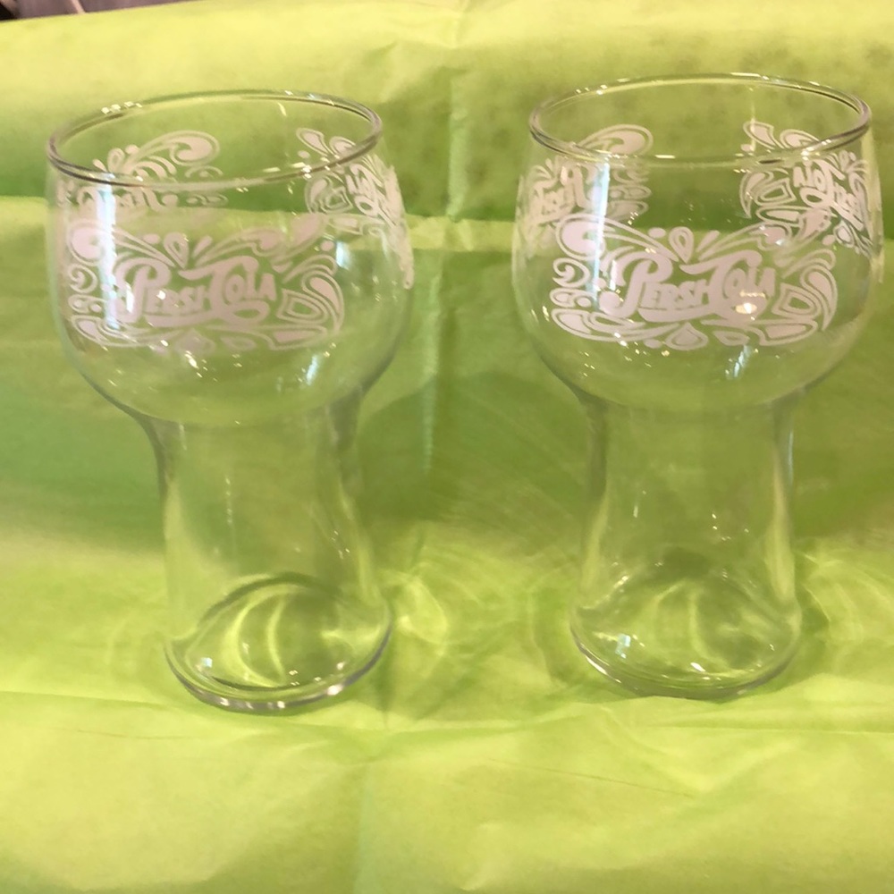 VINTAGE! 6" Pepsi Cola Fountain Drinking Glass.